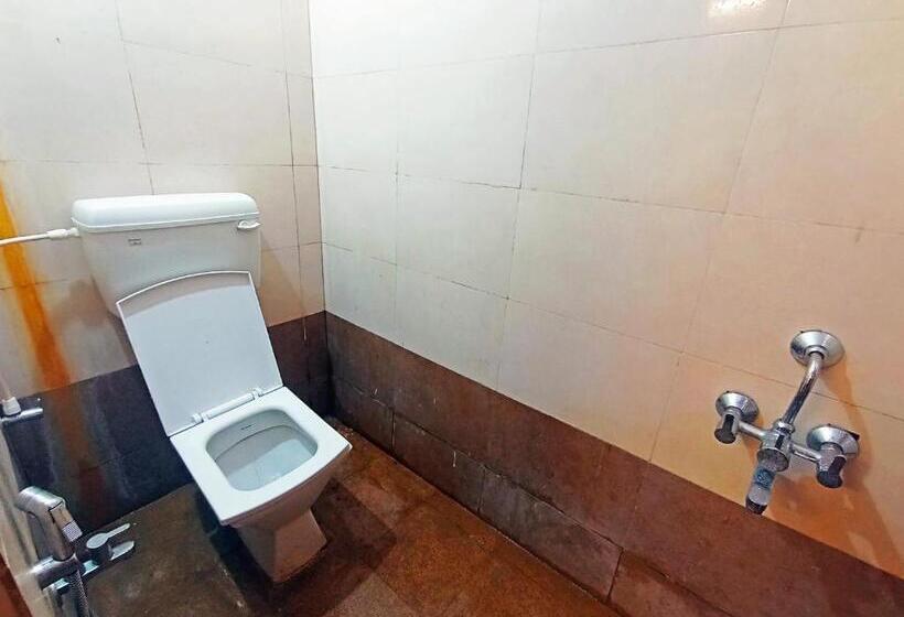 חדר סטנדרט, Jayalaxmi Comforts