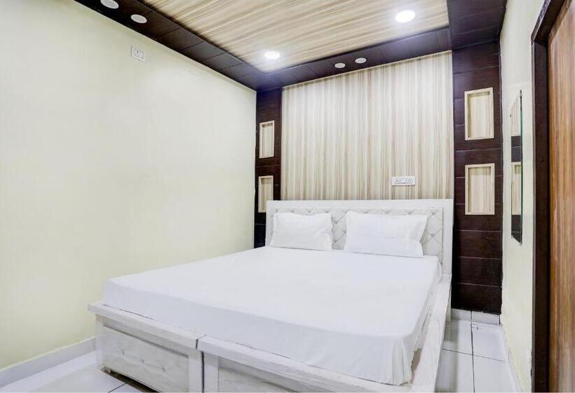 トリプルクラシックルーム, Oyo Kittu Hotel And Restaurant