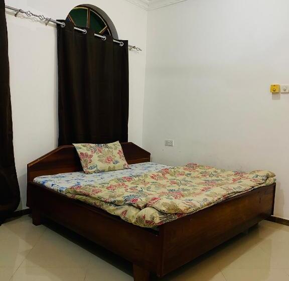 标准间带阳台, Rafiki Apartment