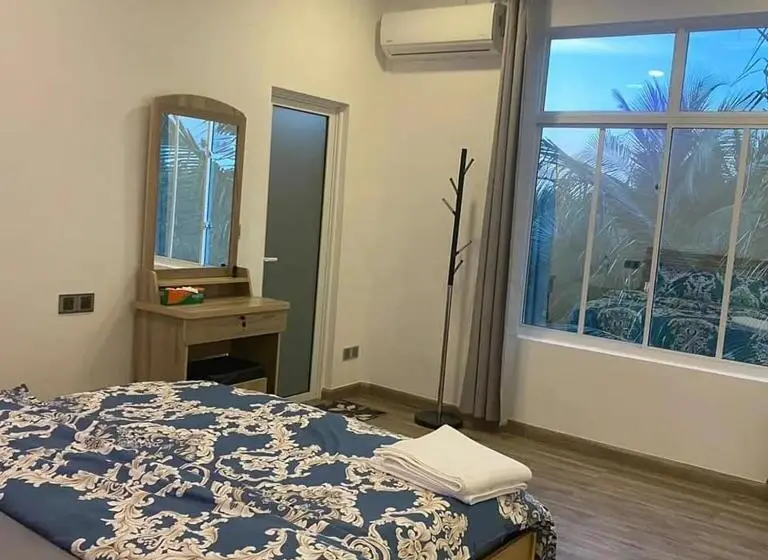 اتاق لوکس با تخت بزرگ, Shitha Inn