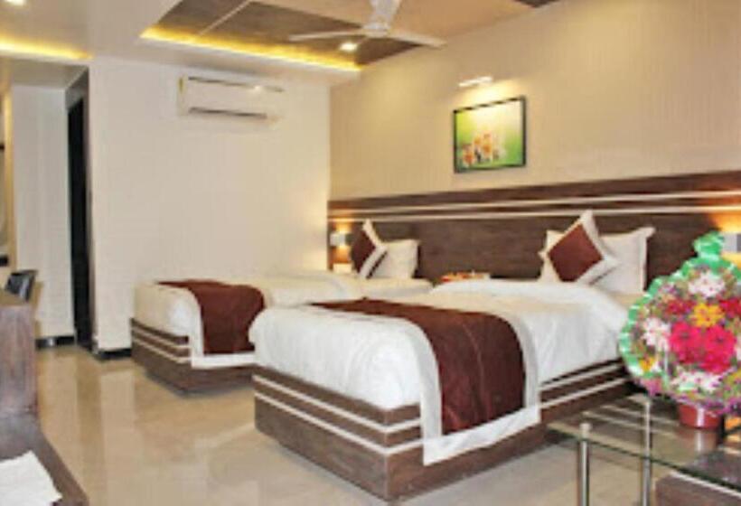 חדר סטנדרט עם מיטת קינג, The Suncity Hotels In Bhubaneswar Odisha