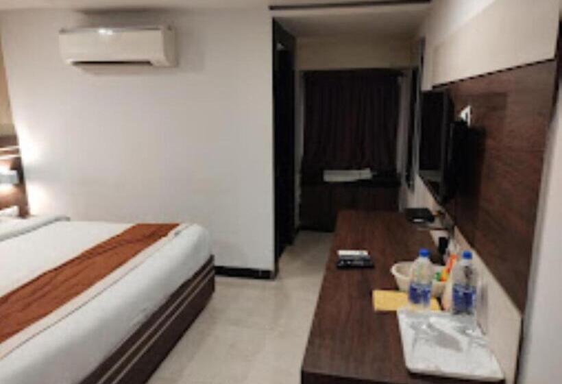 חדר סטנדרט עם מיטת קינג, The Suncity Hotels In Bhubaneswar Odisha