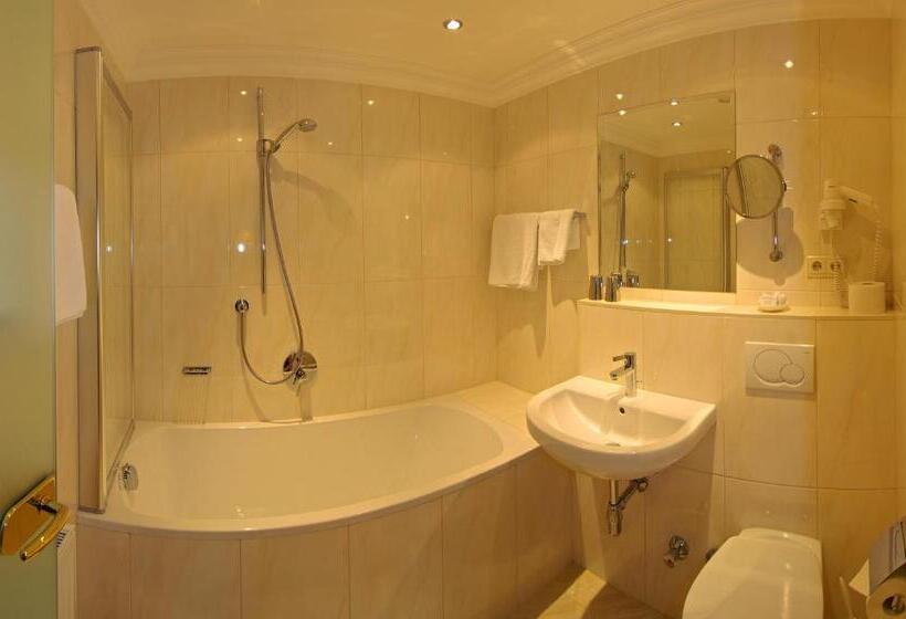 غرفة عائلية, Gartenhotel Maria Theresia