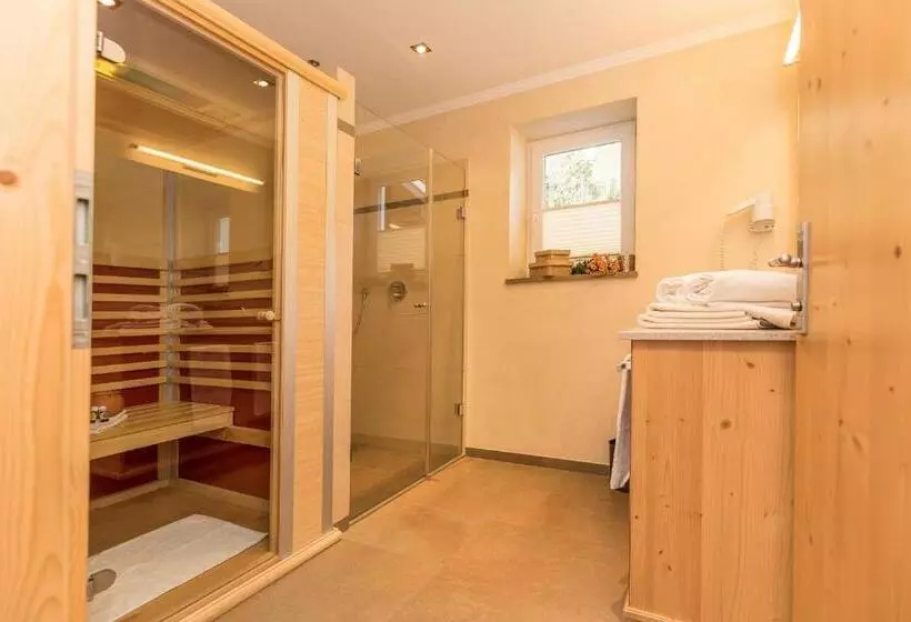 ２ベッドルームのコンフォートアパートメント, Alpenhof Apartments