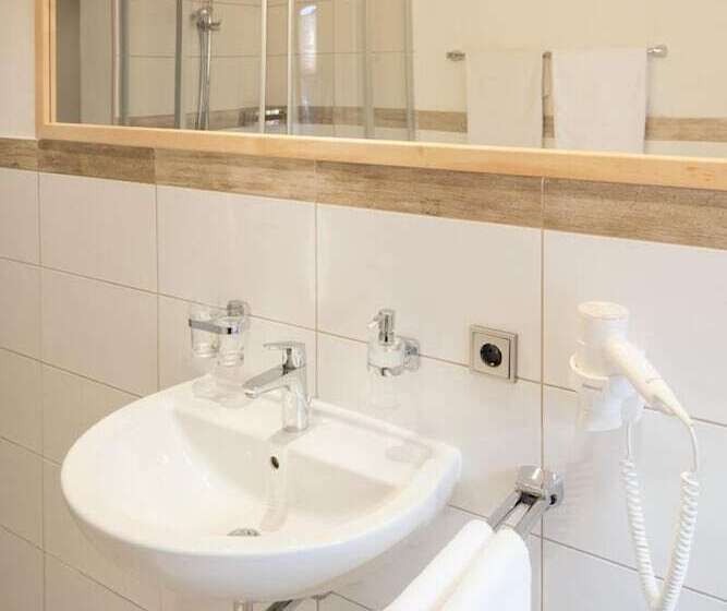 غرفة ديلوكس مطلة على الجبل, Alpenstolz