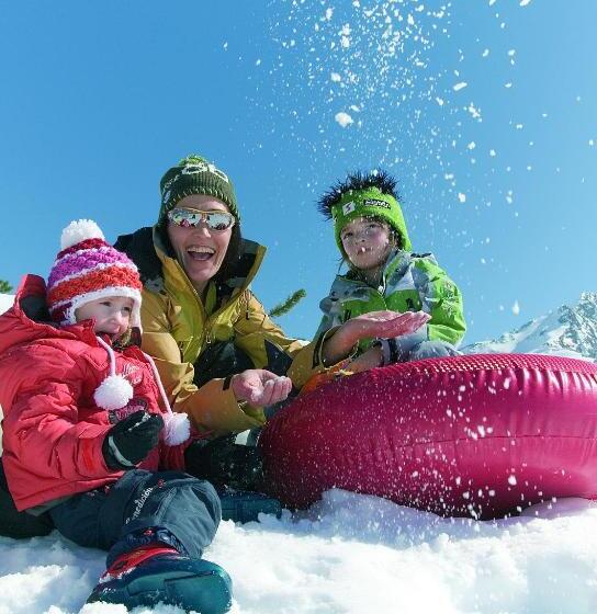 إستديو قياسى مزود بشرفة, Alpine Lodge Klösterle Am Arlberg