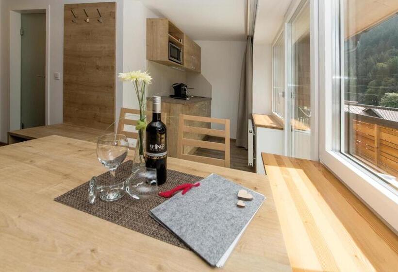 شقة غرفة نوم واحدة مزودة بشُرفة, Alpine Lodge Klösterle Am Arlberg