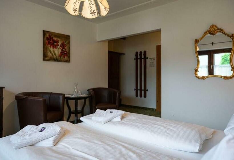 バルコニー付きスタンダードルーム, Der Bräuschmied