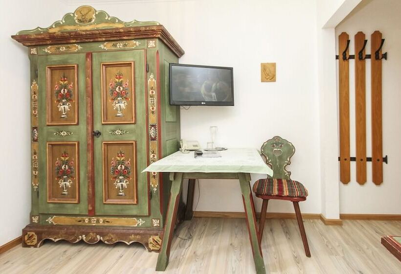 バルコニー付きシングルスタンダードルーム, Der Bräuschmied