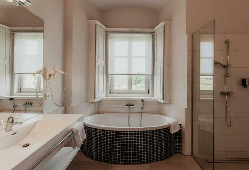 Люкс, Freigut Thallern