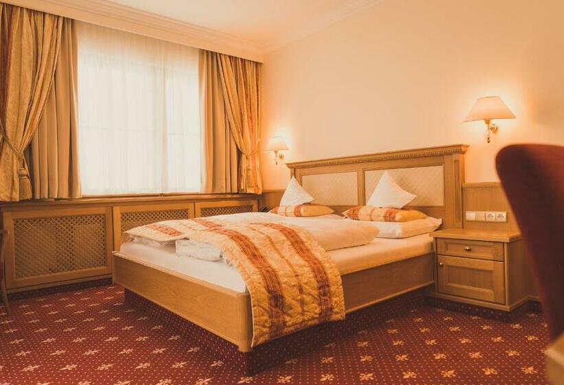 غرفة كومفورت, Gartenhotel Maria Theresia