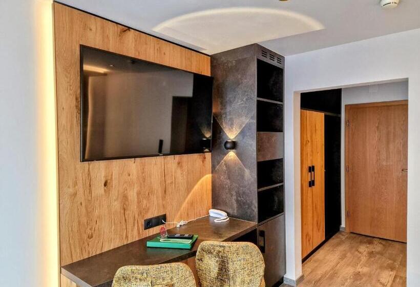 חדר דלוקס, Grieserhof