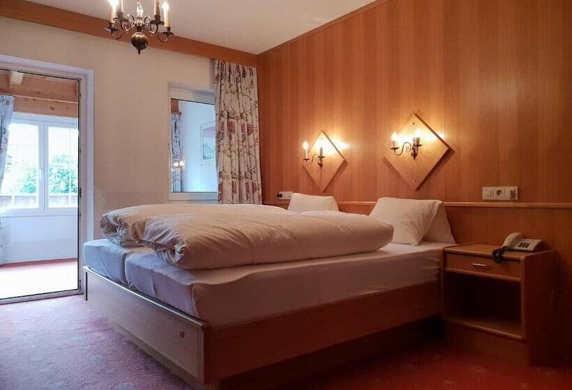 חדר משפחתי, Grieserhof