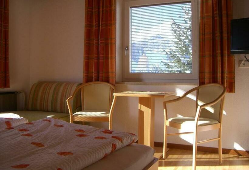 スタンダードルーム, Haus Arnika