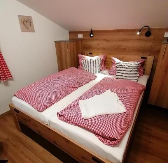 غرفة قياسية, Haus Bergliebe