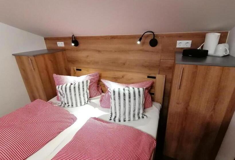 غرفة قياسية, Haus Bergliebe