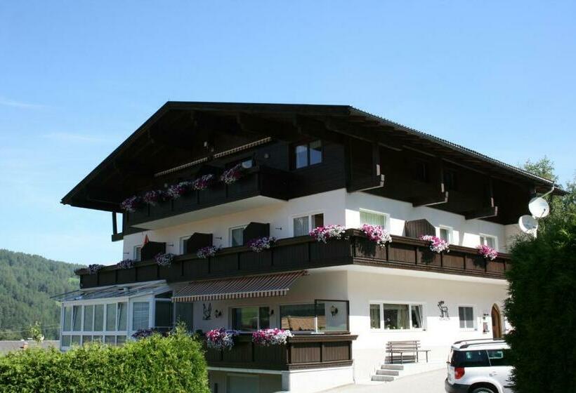 带3个卧室的公寓, Haus Hubertus