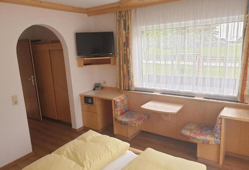 带2个卧室的公寓, Haus Hubertus