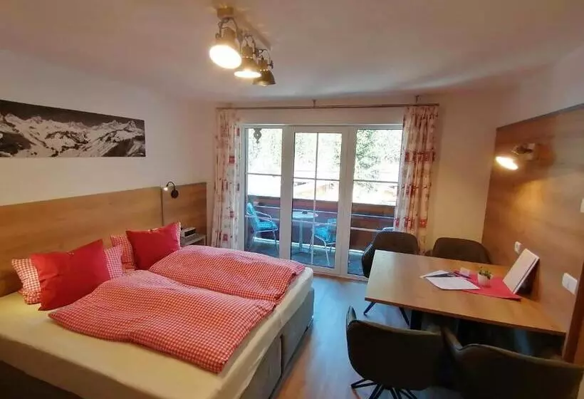 Huoneisto 1 Makuuhuone Parveke, Haus Bergliebe