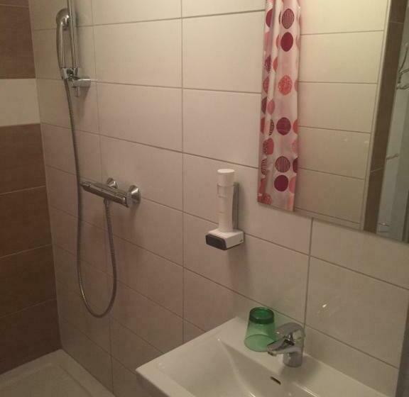 Standart Tek Kişilik Oda, Pension Sunnseitn Gasthof Café Weinkeller