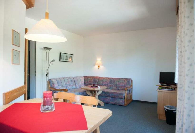 Апартаменты 2 Спальни, Resort Amadeus Landhaus Amadeus