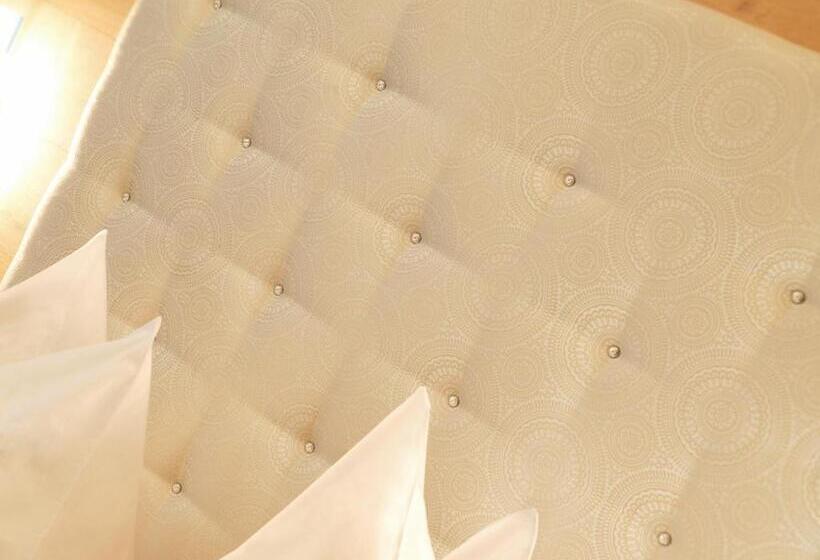 جناح جونيور, Sonne Ischgl