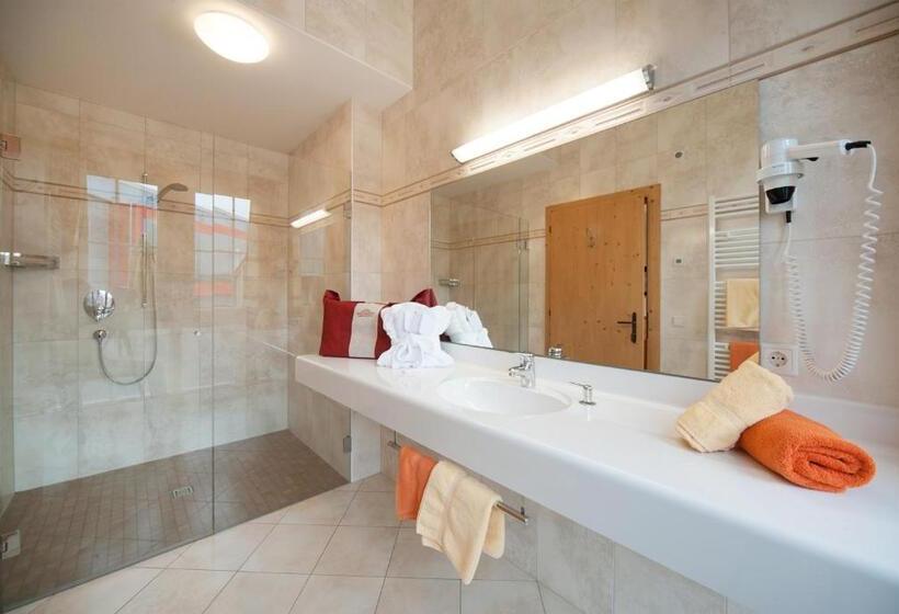 جناح جونيور مزوَّد بتراس, Kerschdorfer   Wohlfühlhotel Garni   Adults Only