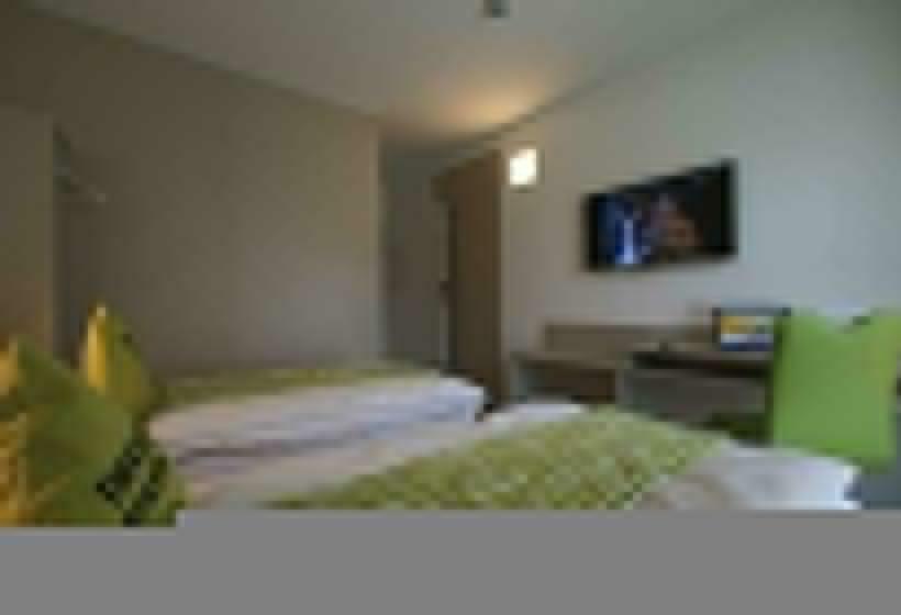 标准间, Smart Motel