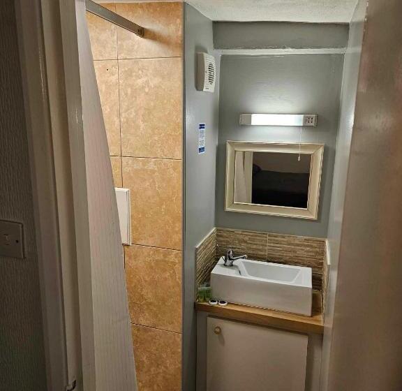 스탠다드 룸 공동 욕실, The White Lion Inn