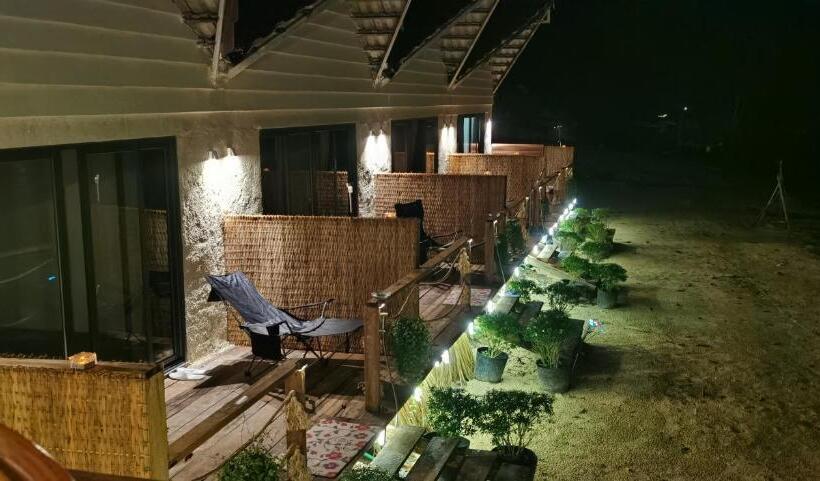 غرفة قياسية سرير كينج, Dreamer Of The Sea