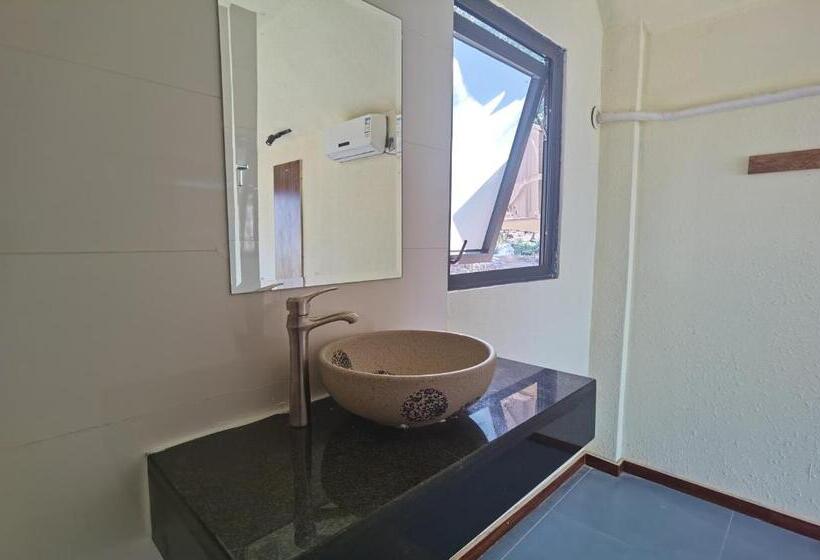 غرفة قياسية مطلّة علي البحر, Dreamer Of The Sea