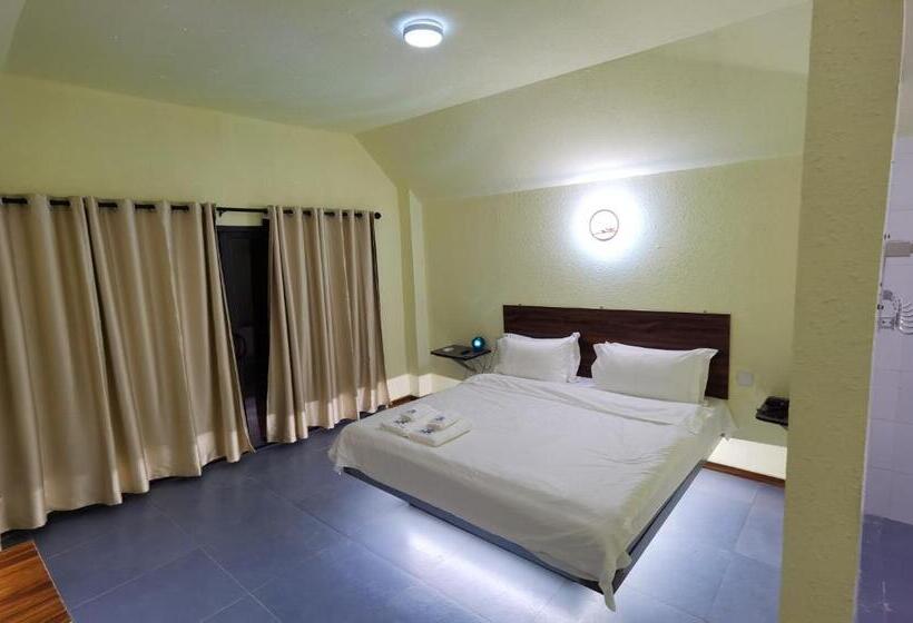 غرفة قياسية مطلّة علي البحر, Dreamer Of The Sea