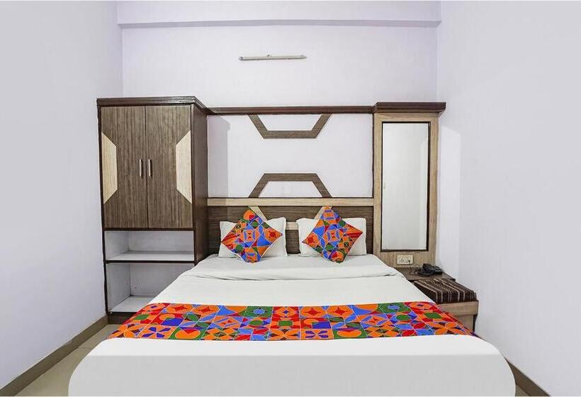 带大床的豪华间, Homewood Suites