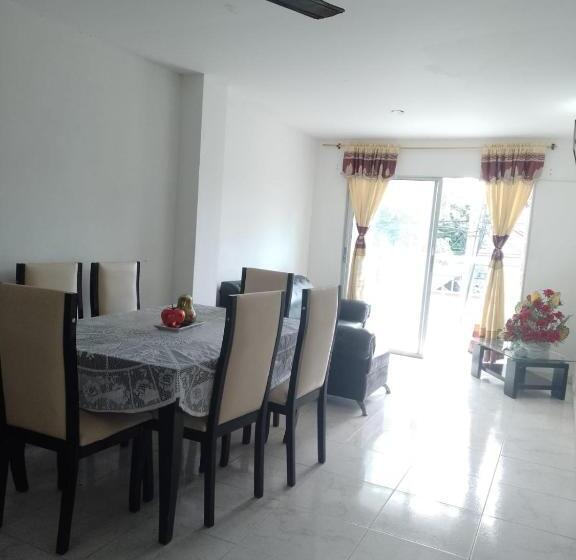 Apartamento 1 Quarto, J.r