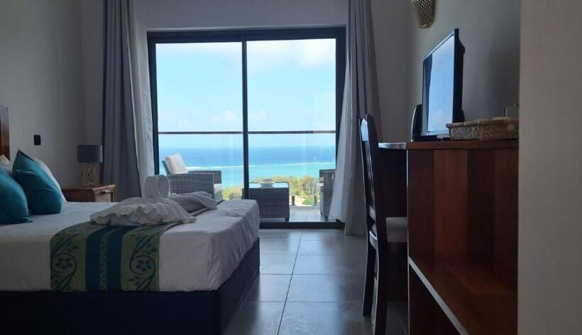 اتاق لوکس با بالکن و چشمانداز دریا, Le Marin, Rodrigues Island