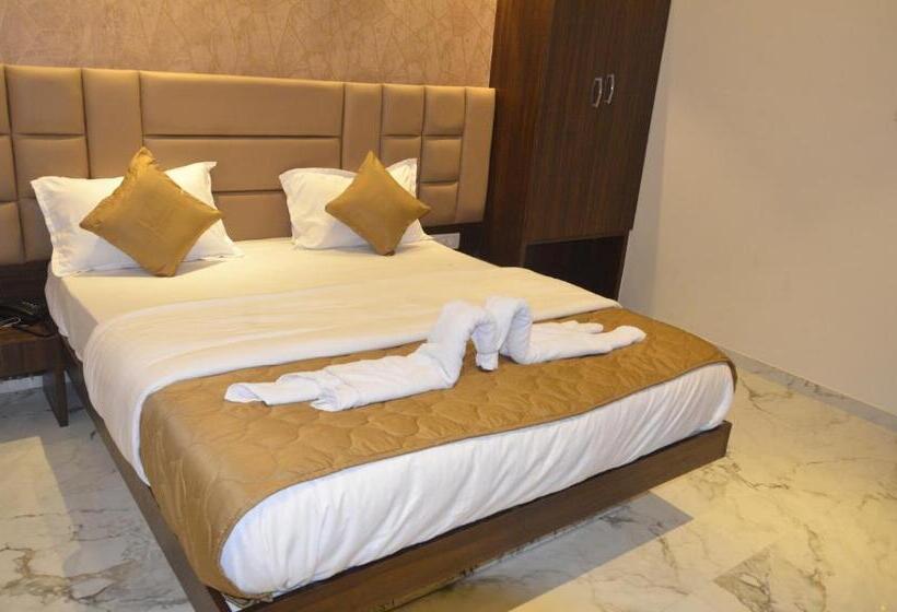 Chambre Standard, Ritvik Residency
