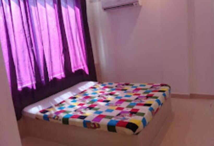 Quarto Estandar Cama King, Simon King Malvan