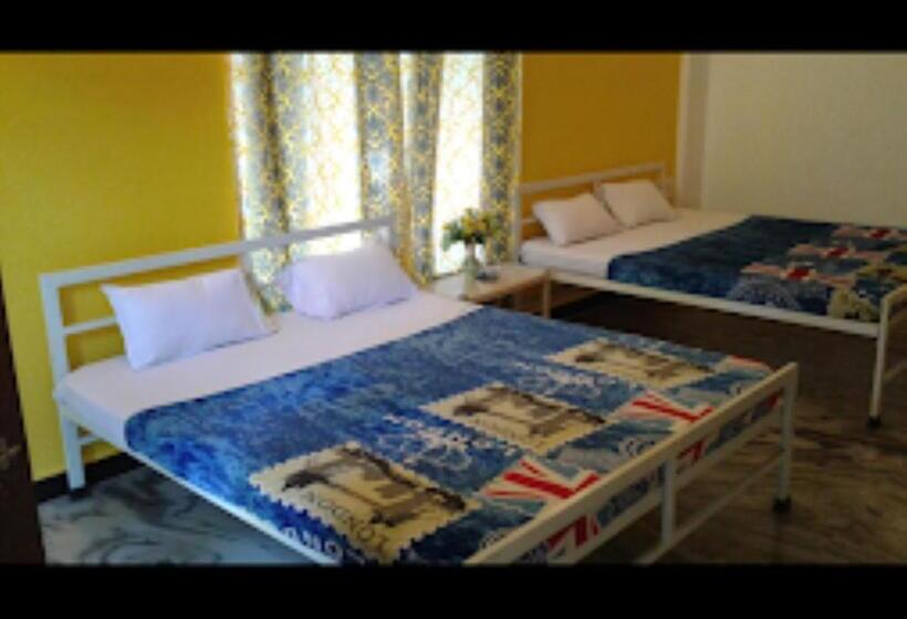 Quarto Familiar, Simon King Malvan