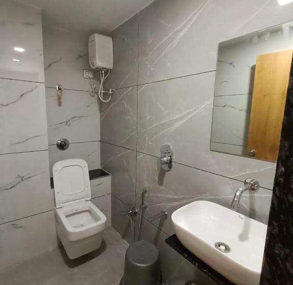 디럭스 룸, Suncity