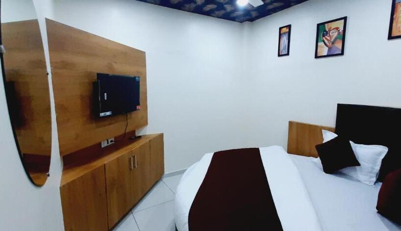 스탠다드 룸 킹사이즈 침대, Suncity