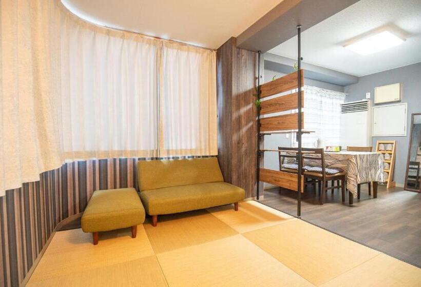 Camera Familiare, Yiyihouse Shinsaibashi