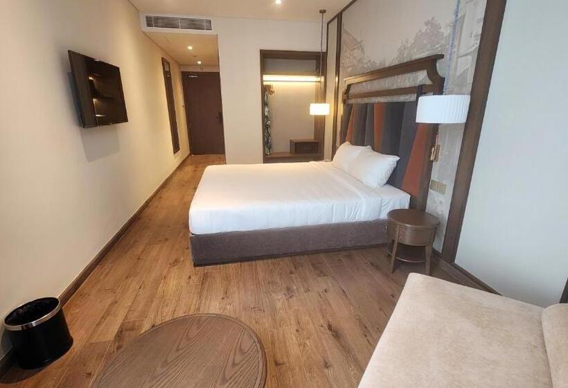 اتاق لوکس, Apec Mandala Kolya Building D