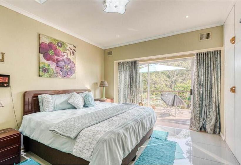 منزل 3 غرف نوم, Peaceville