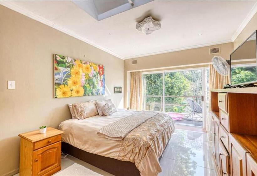 בית, 3 חדרי שינה, Peaceville