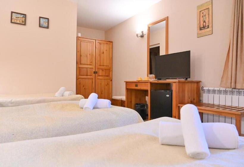 Cama em Quarto Compartilhado, Bansko Nomads