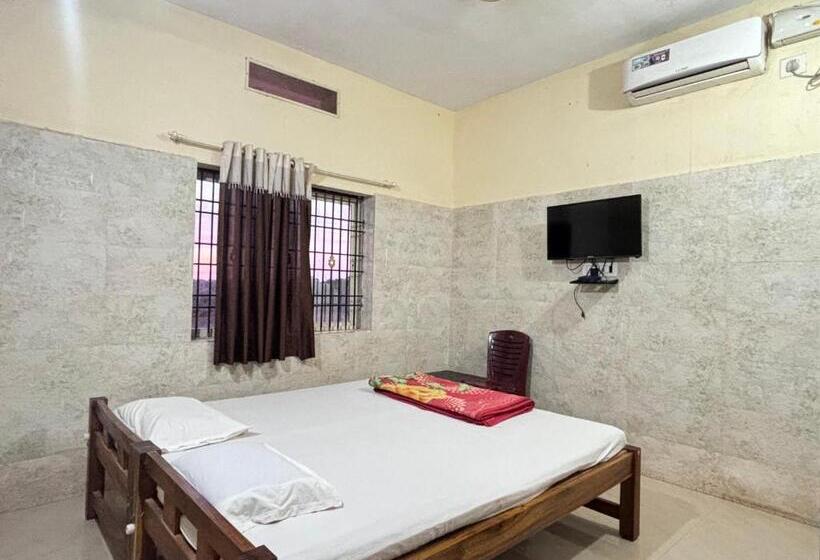 חדר סטנדרט, Staymaker Naik Residency