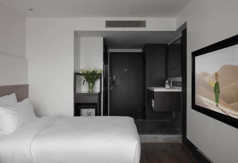 Comfort room with city view, Jinxi Aerial Riverview Hotel   Chongqing Jiefangbei Hongya Cave