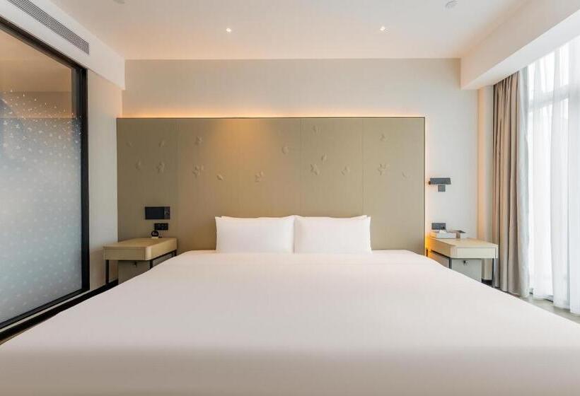 Номер Deluxe Кровать Кинг, Kew Green Hotel Mianshuicheng Haikou