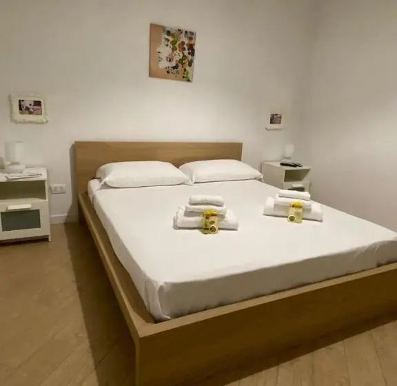 スタンダードルーム, Manu S House B&b