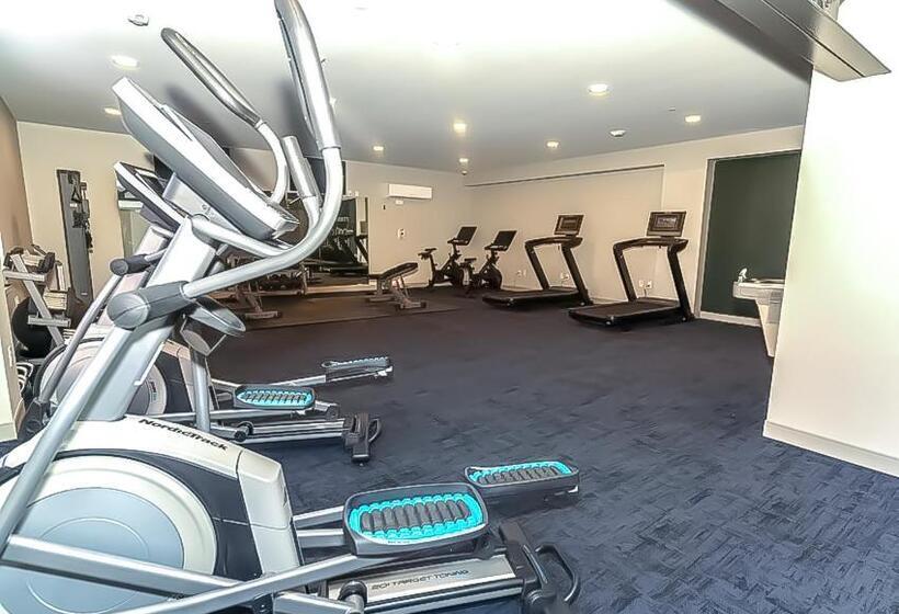 مجموعه ویستا شهر, Market Lofts On 3rd